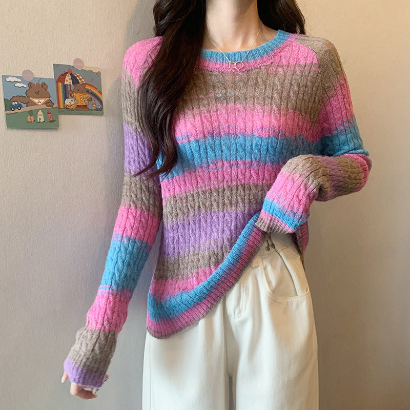 Cozy Women's Round Neck Sweater